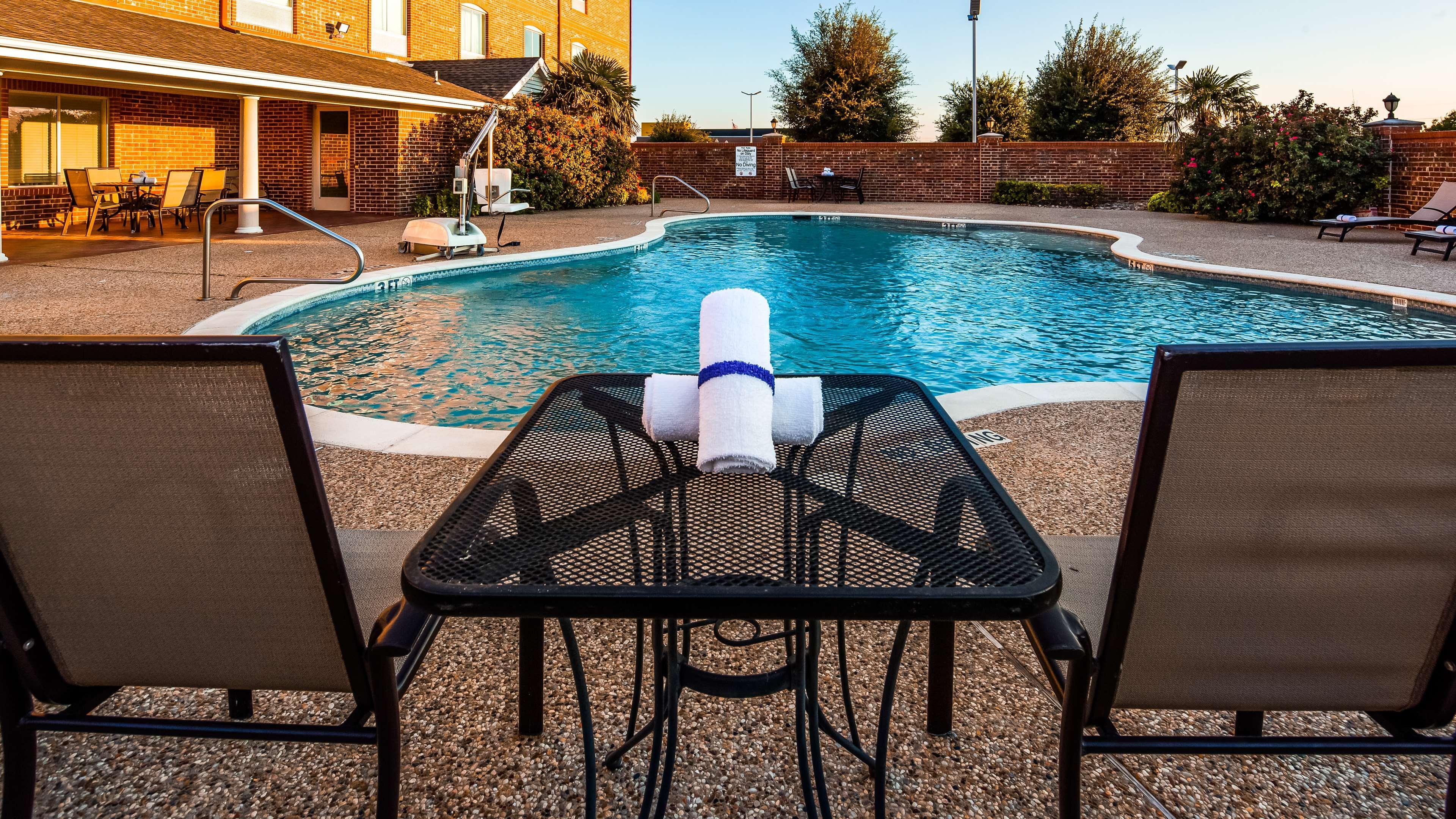 Best Western Plus Waxahachie Inn&Suites Exterior foto
