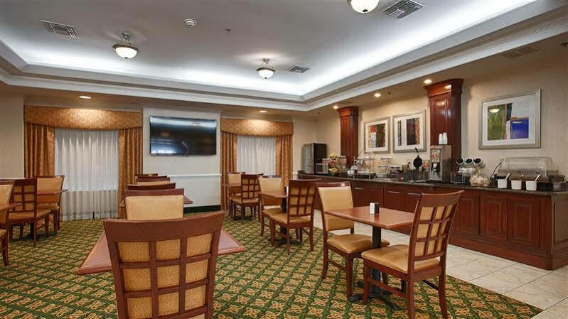 Best Western Plus Waxahachie Inn&Suites Exterior foto